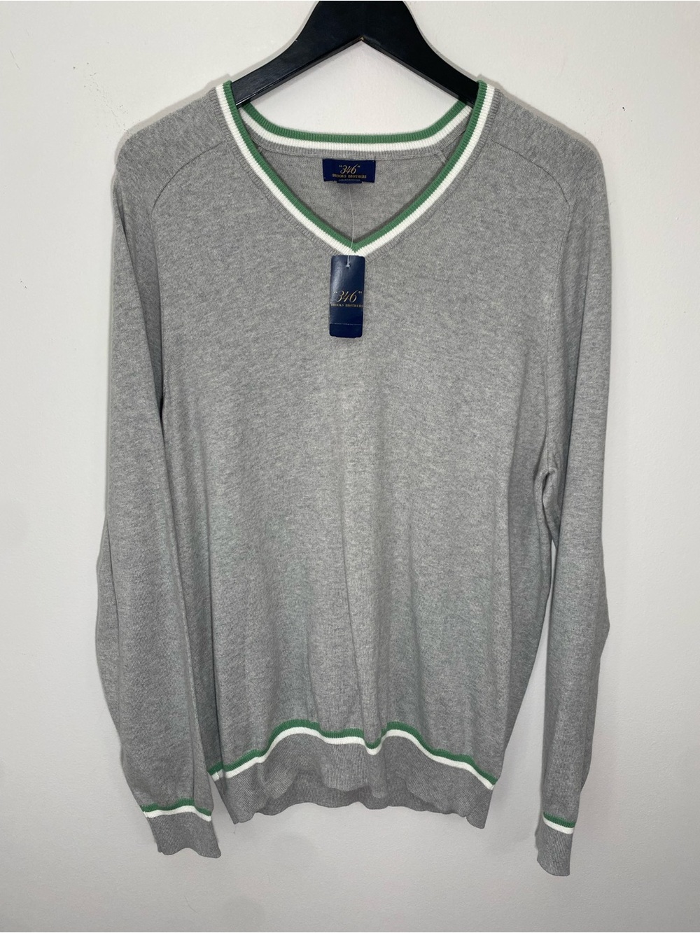 Brooks Brothers NWT Cotton Cashmere Light Gray V-Neck Sweater Large